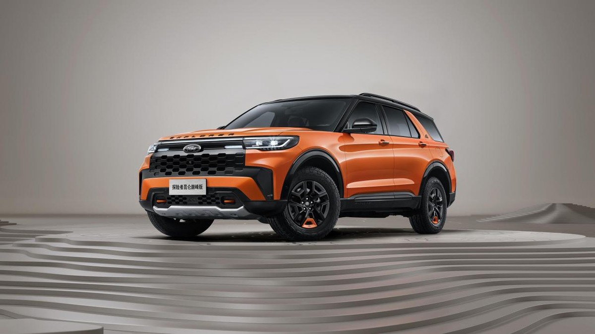 谁是最佳硬派SUV？坦克500 Hi4-T对比福特探险者昆仑巅峰版