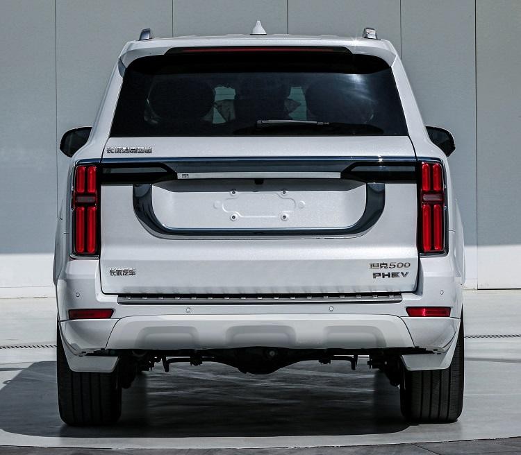 谁是最佳硬派SUV？坦克500 Hi4-T对比福特探险者昆仑巅峰版