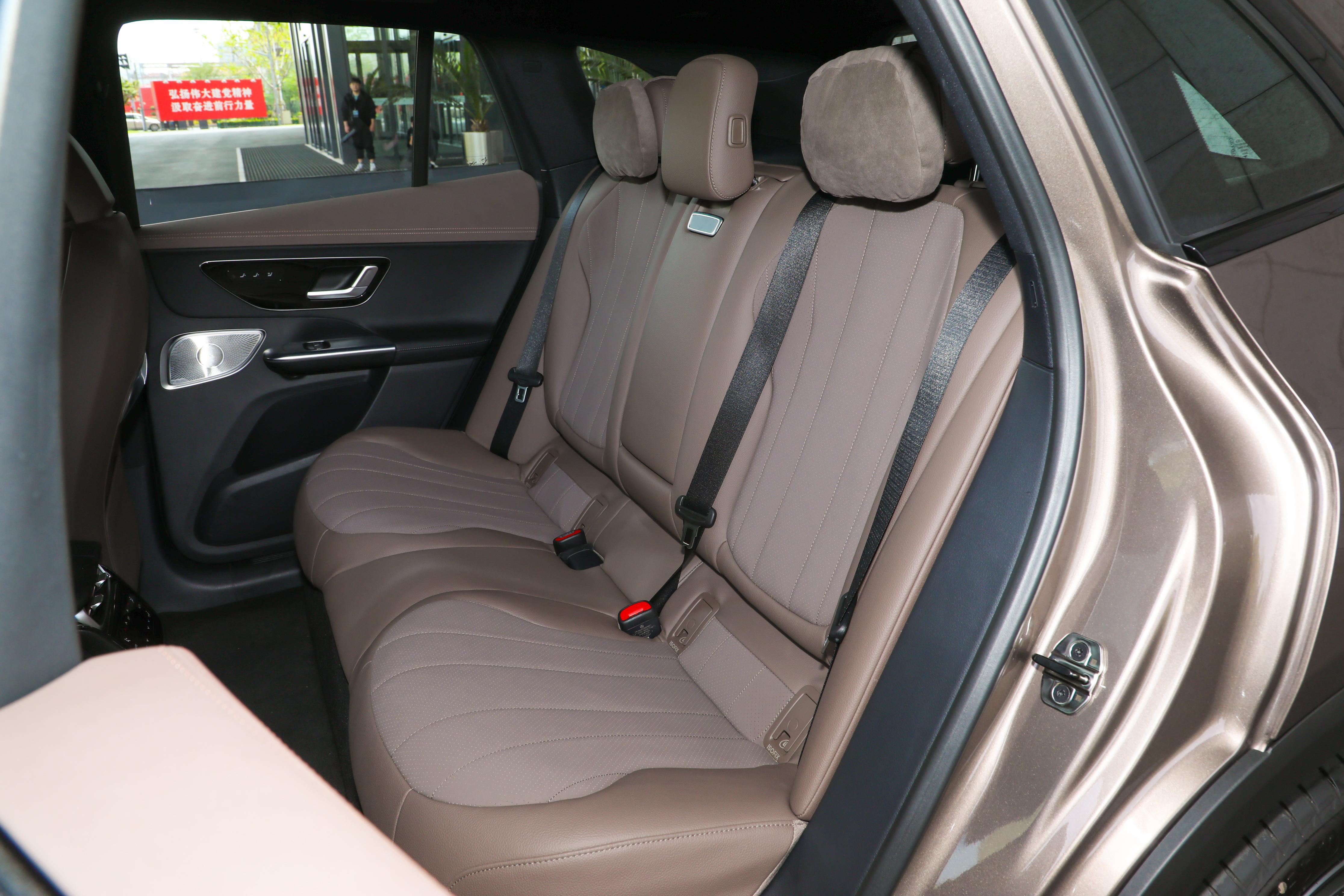 北京奔驰EQE SUV正式上市，售价48.60万起