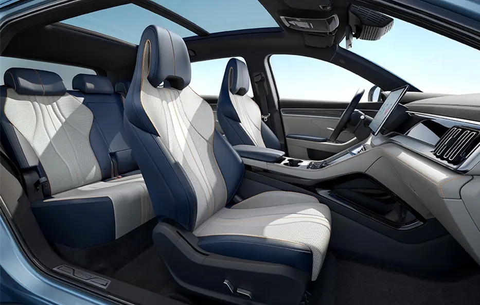 宋PLUS EV冠军版开启预售，最高续航605公里，预售价17.98万元起