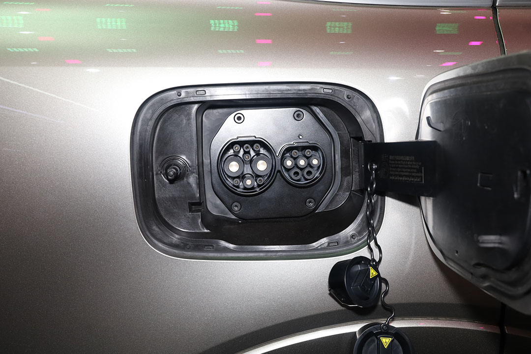 综合油耗2.2L/100km，插电混动系统，坦克500 Hi4-T真香？