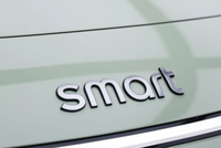 吉利、奔馳退出Smart股東？Smart品牌全球公司回應(yīng)：不實(shí)信息