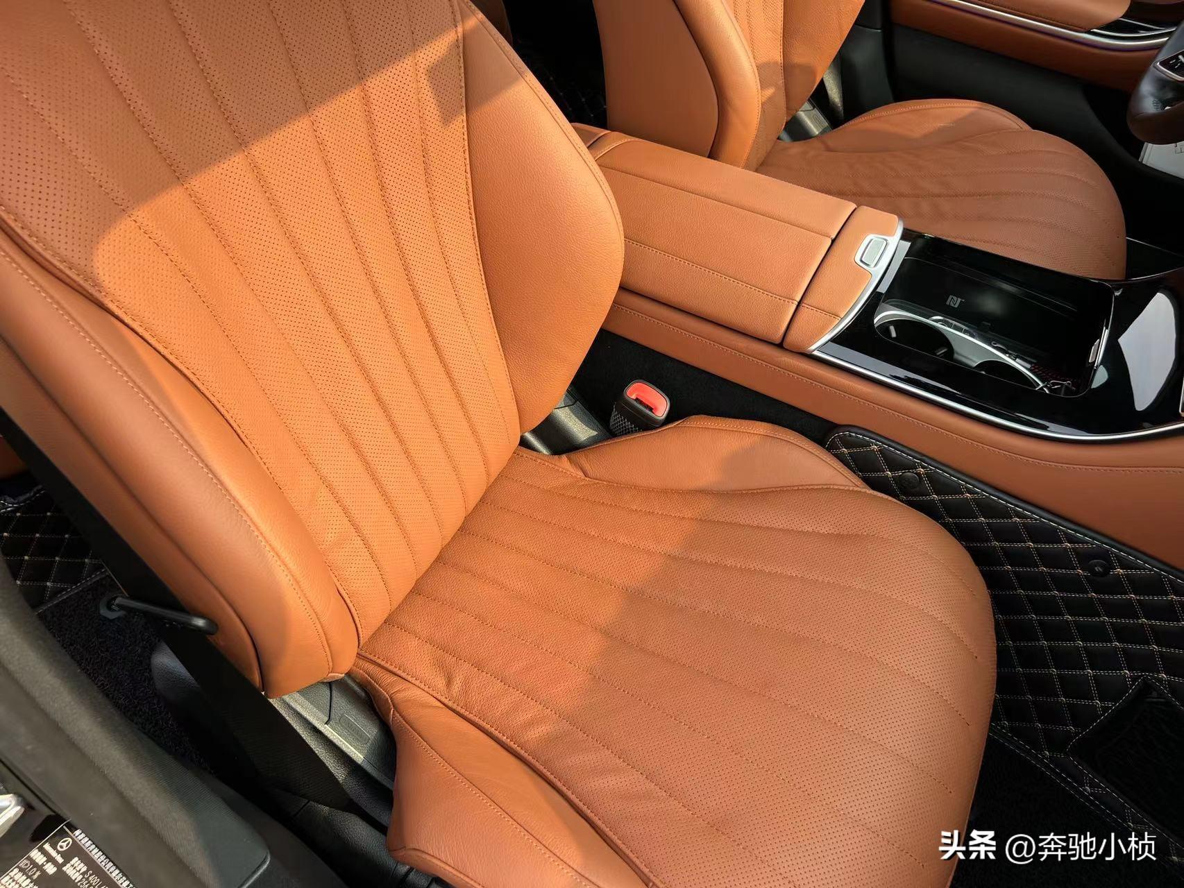 23款奔驰S400改装空调通风座椅，通风会迅速营造出舒适的座椅气候