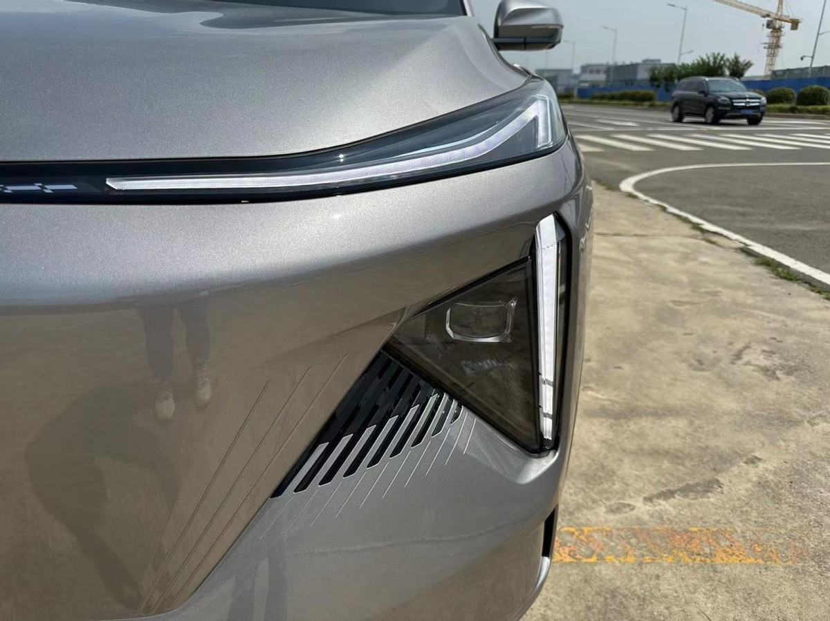 实拍体验银河L7：配1.5T+电机，综合续航1370km，对标宋PLUS DM-i