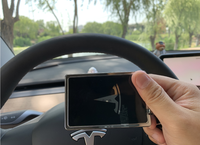 特斯拉Model 3種草功能：手機鑰匙、卡片鑰匙，操作方便，實用性高