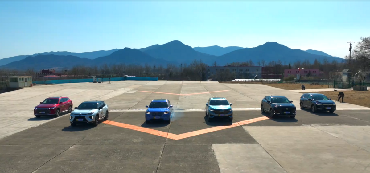 插混SUV“优选”：丰田威兰达PHEV，可油可电，性能表现出色