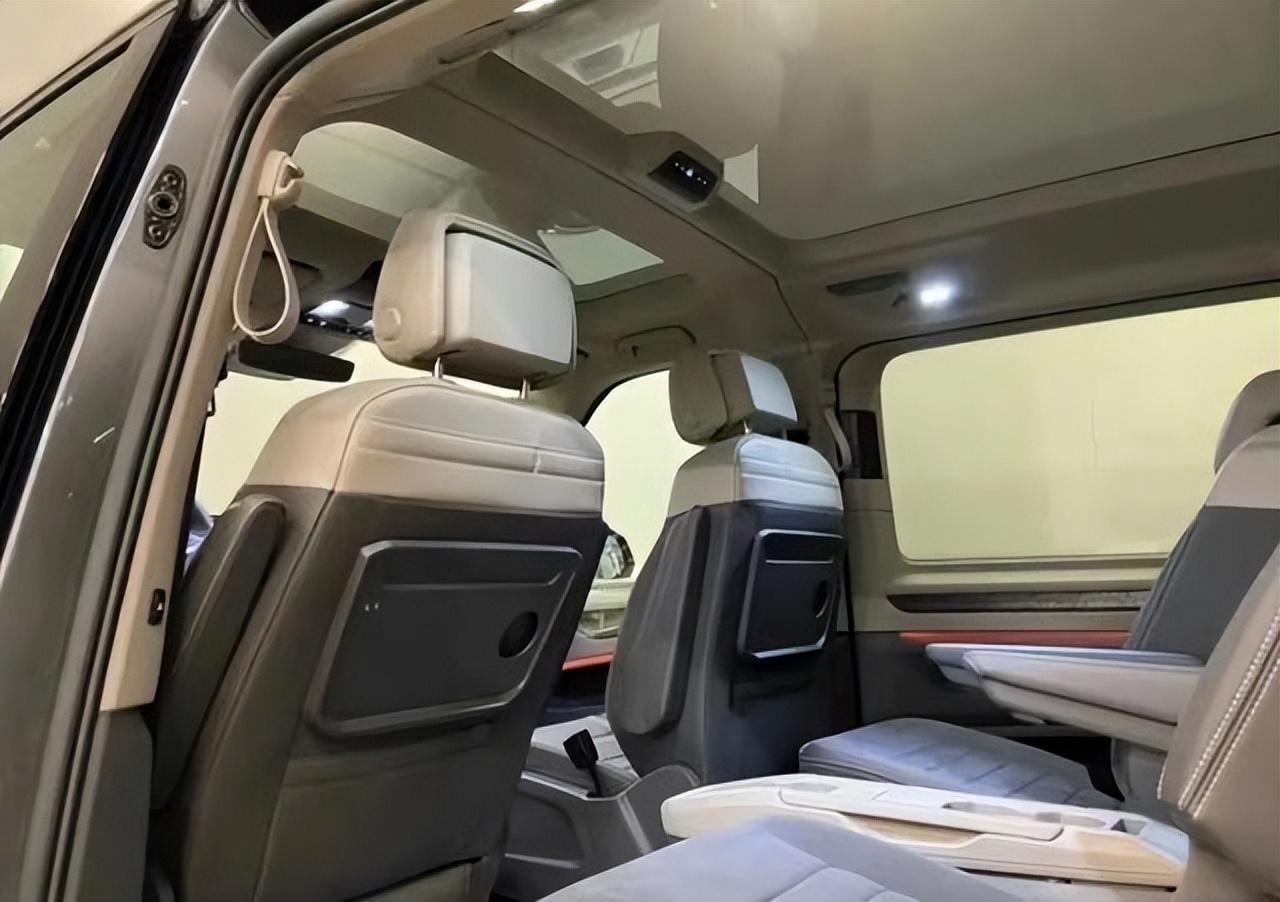 大眾又添猛將“面包車”搭載1.4T+插電混動(dòng),驚艷亮相!