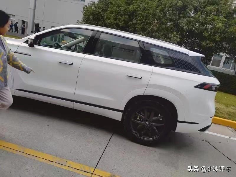 威武霸氣又高端,奇瑞瑞虎9正面照曝光