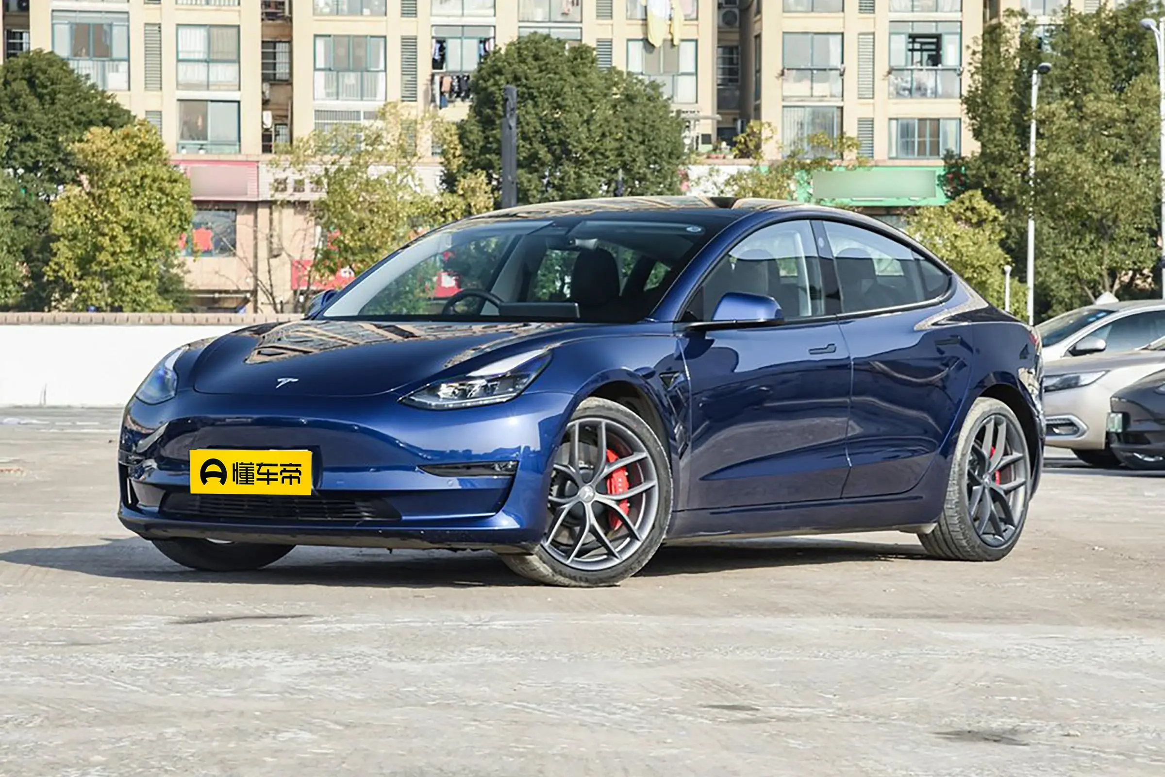 夏測Model 3高性能版，續(xù)航達成率67.7%，紫外線隔絕能力討喜