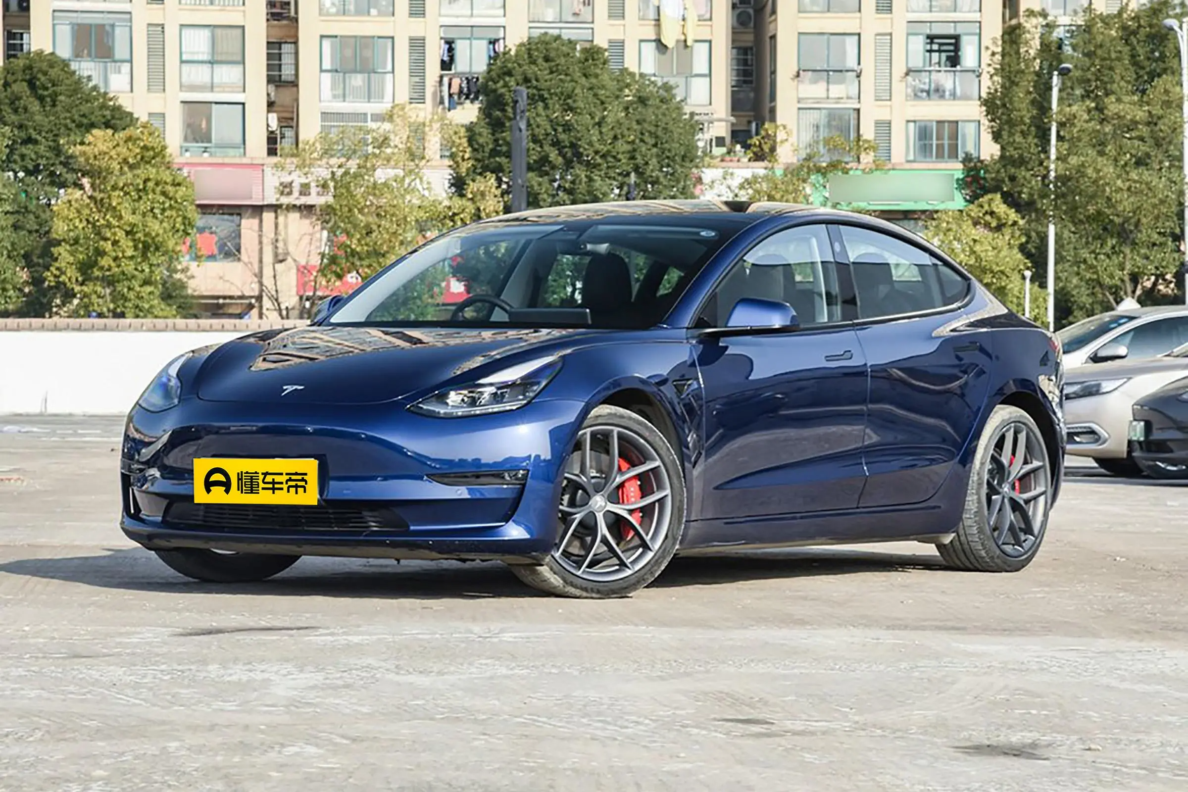 夏测Model 3高性能版，续航达成率67.7%，紫外线隔绝能力讨喜