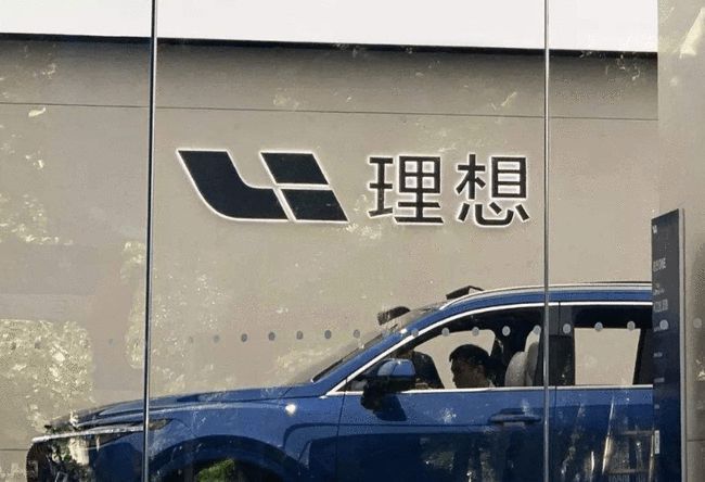 熱衷于發(fā)“銷量榜單”的理想汽車