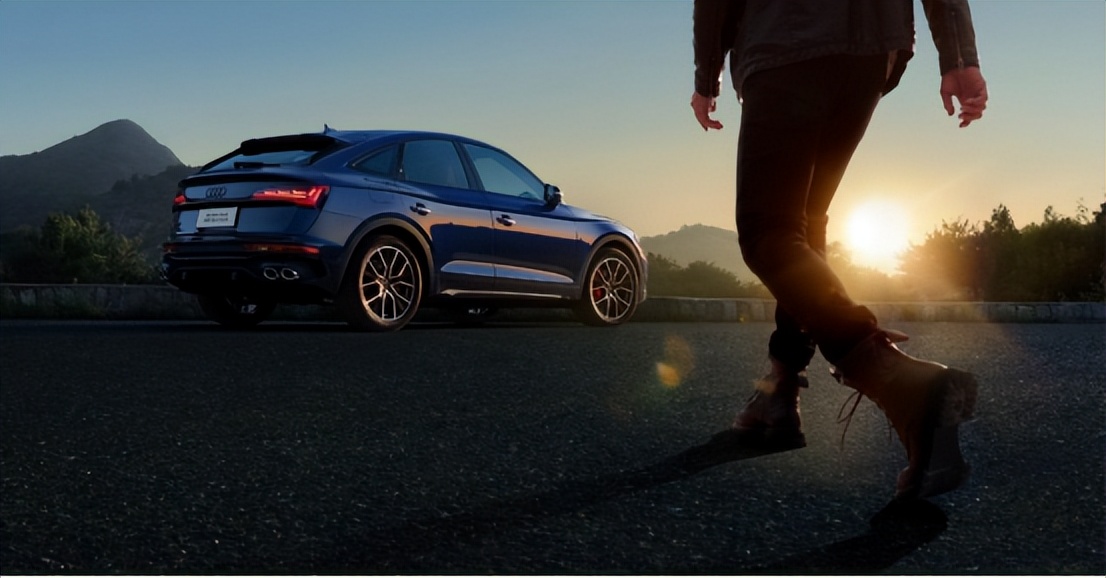 奧迪SQ5 Sportback運(yùn)動(dòng)與豪華的完美融合