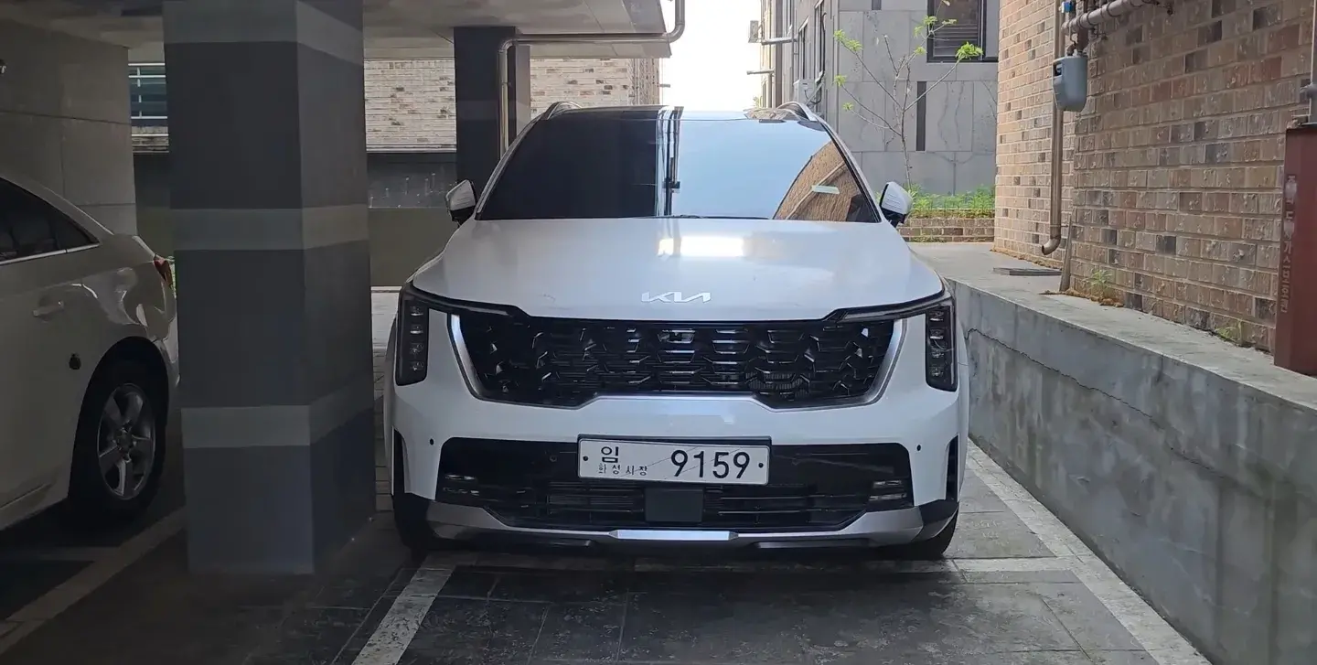 新款起亞索蘭托實車曝光，或?qū)⒃谀甑咨鲜? data-not-lazy class=