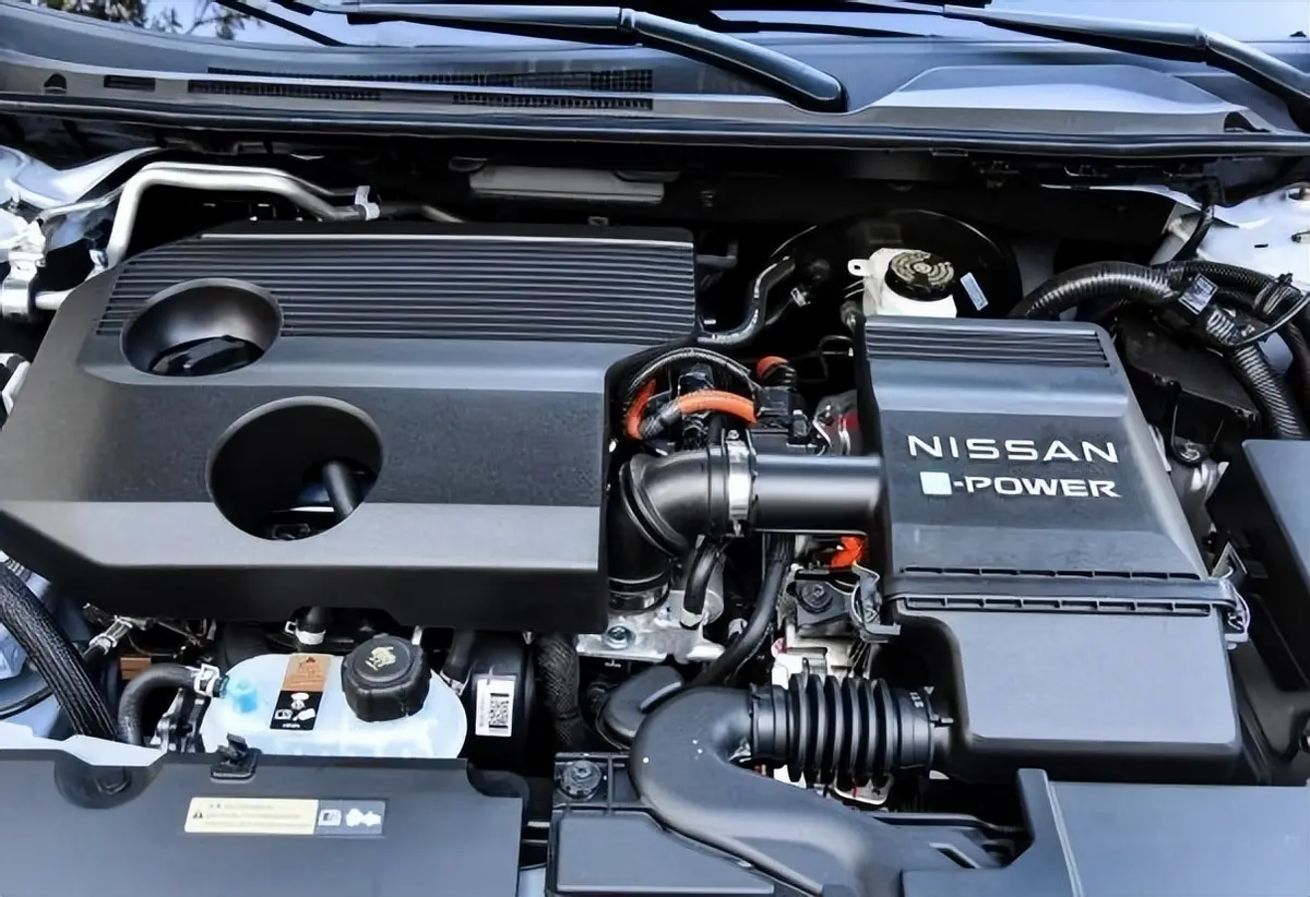 油耗低至3.96L，一箱油跑1100公里，深度解析日产轩逸超混电驱版