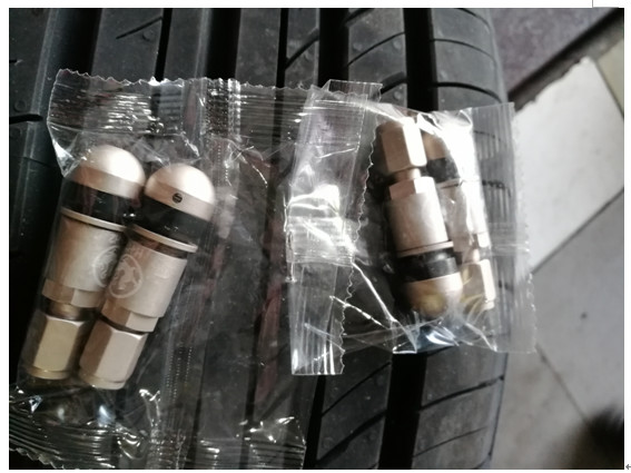 操控兼具世界级的静音,家用轮胎新选择——优科豪马V552评测