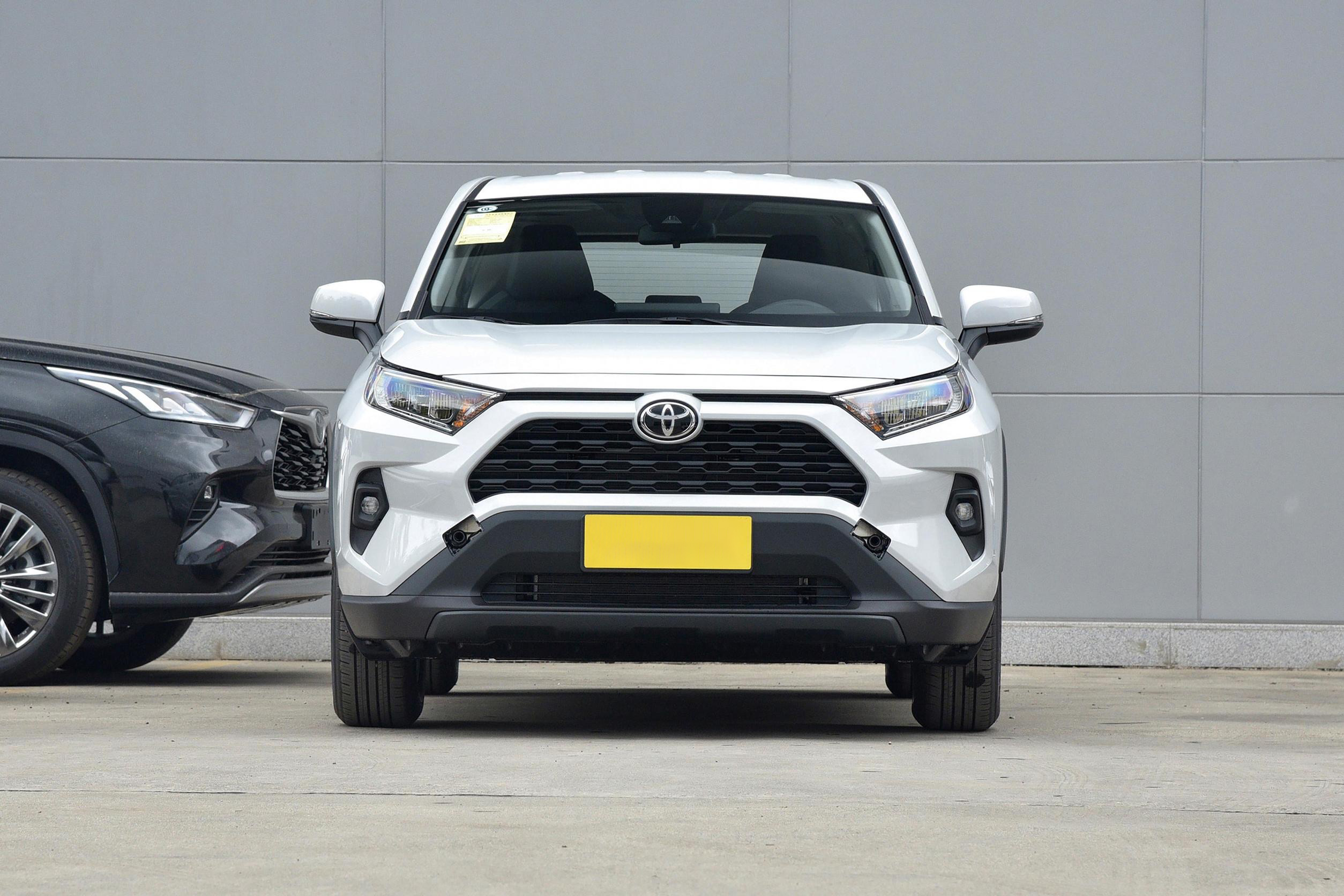 售价17.68万，百公里油耗6.27升，RAV4荣放值得买吗