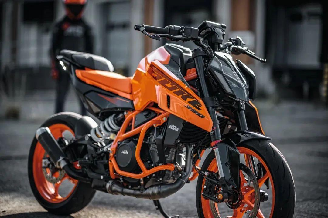 2024 KTM 390 DUKE 2024-ktm-390-duke
