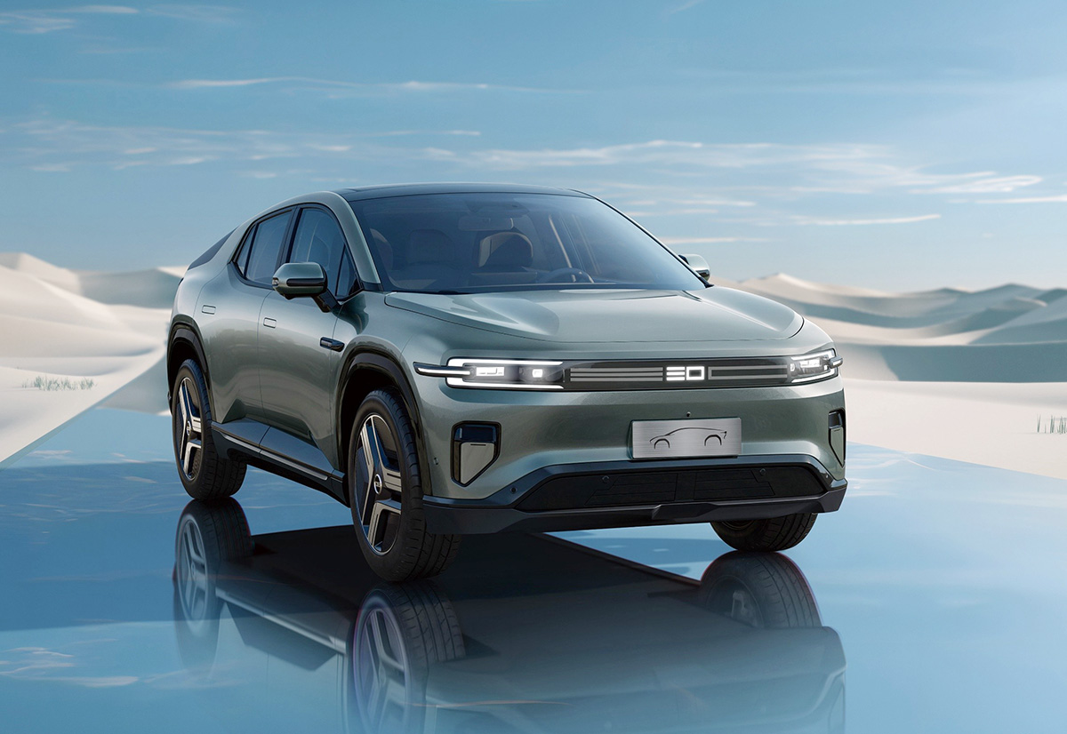 長安打造的首款皮卡式SUV，外觀很前衛(wèi)時(shí)尚，5座，帶車載衛(wèi)星通訊