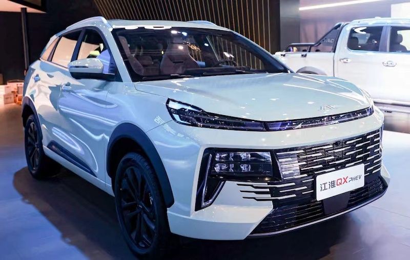 江淮首款插电式混动车型什么样？体验江淮QX PHEV