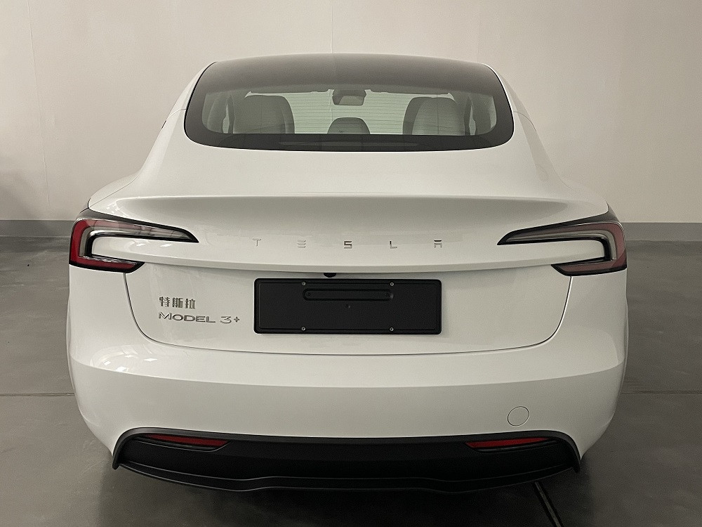 车尾新增“+”标识 新款特斯拉Model 3申报图来了