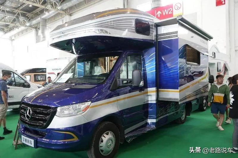 豪华C型房车“王炸”车型 宇通雍和旗舰版MAX