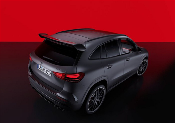 全新奔驰AMG GLA 45 S 4MATIC+发布，性能强劲