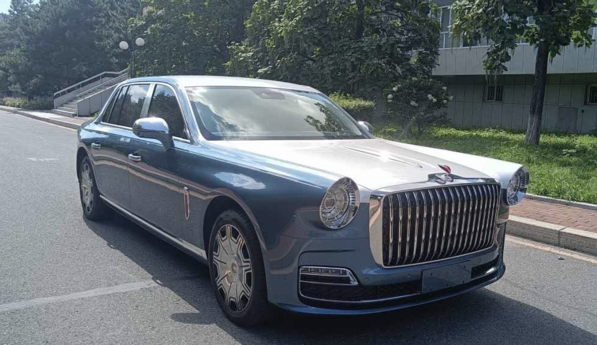 紅旗EH7實車曝光，低調設計，需要考驗