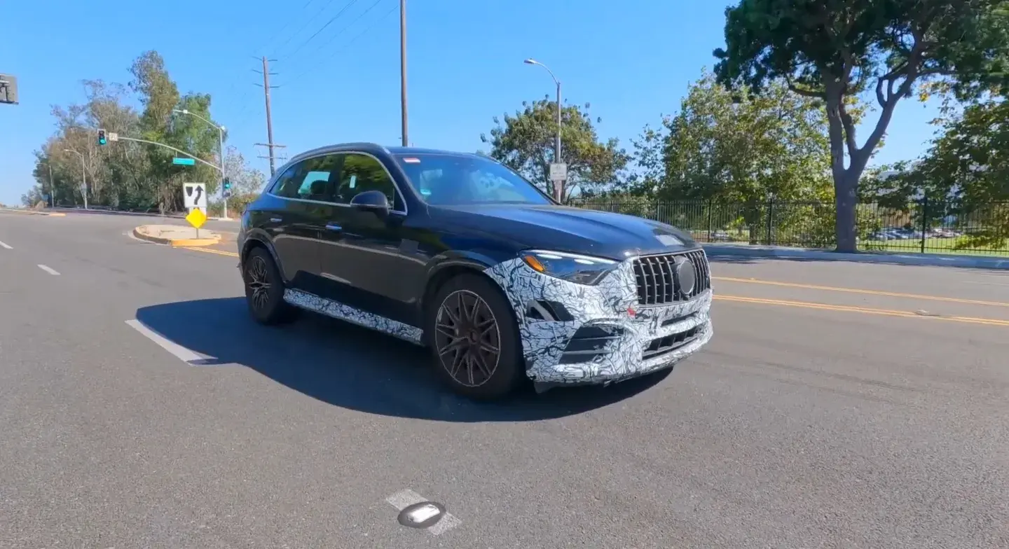 进入四缸时代 全新AMG GLC43路试曝光