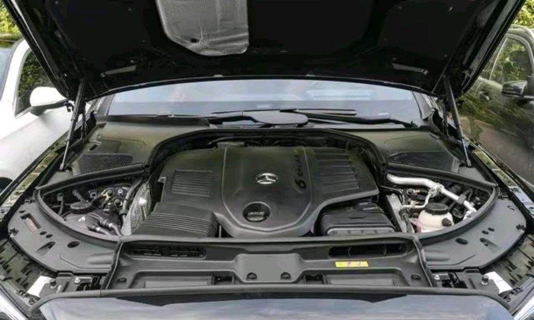 新款梅赛德斯-迈巴赫S级上市，售价146.8万起，动力配置提升