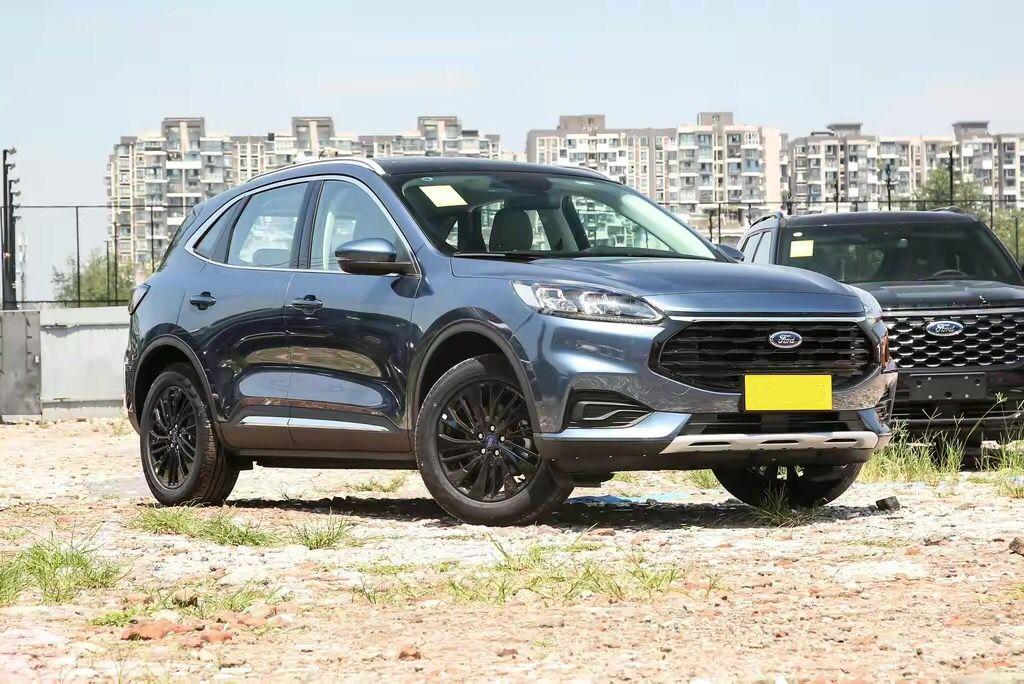 被低估的SUV，标配2.0T+8AT，不到17万就能买，实拍福特锐际