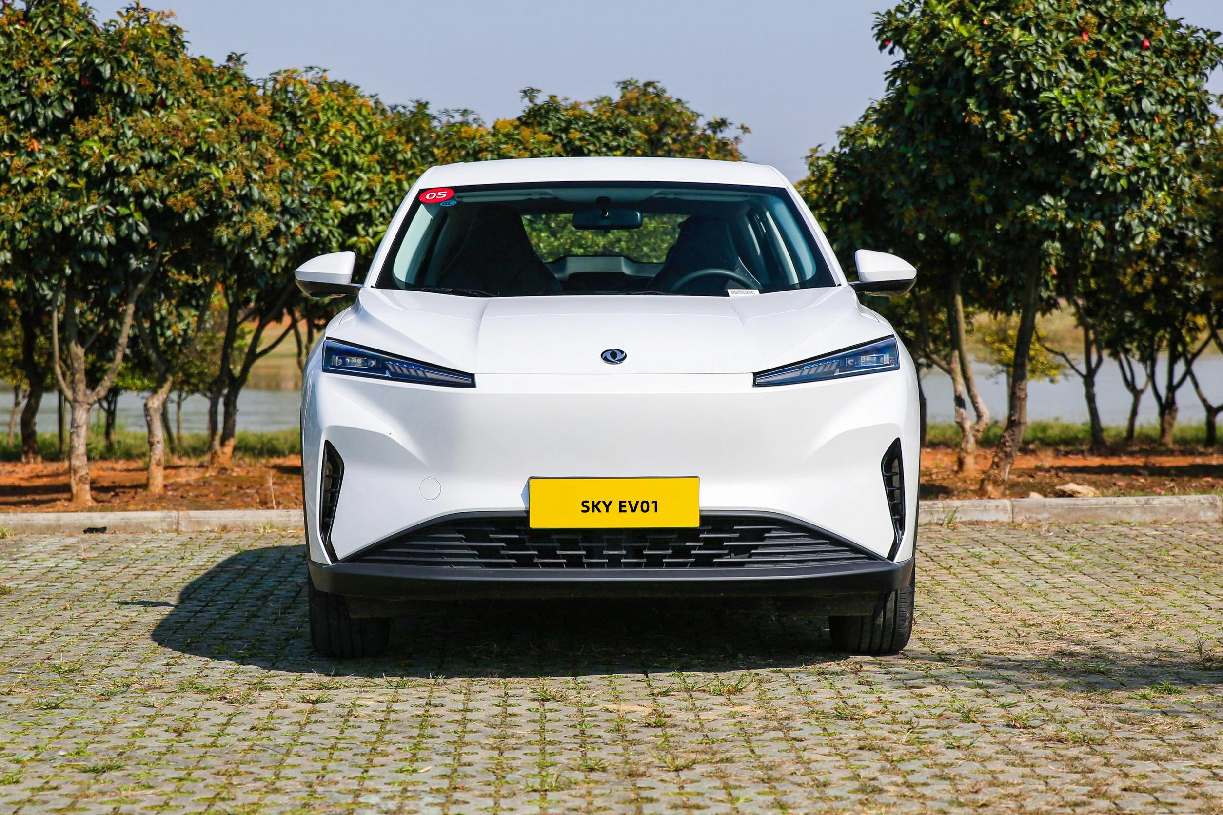 东风风神SKY EV01上市，最高续航520公里_太平洋号