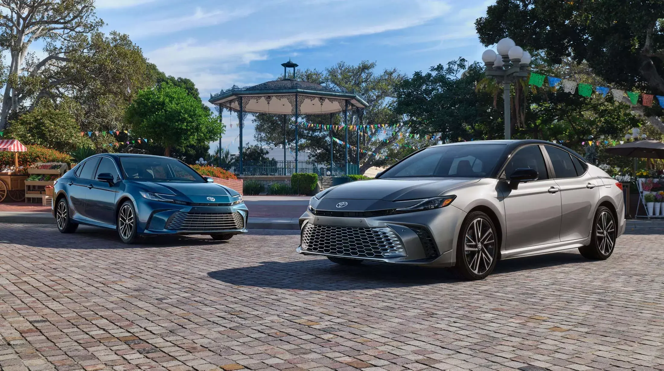 新一代 2025 Toyota Camry 全球首发，2.5L Hybrid 引擎，AWD 全驱系统！