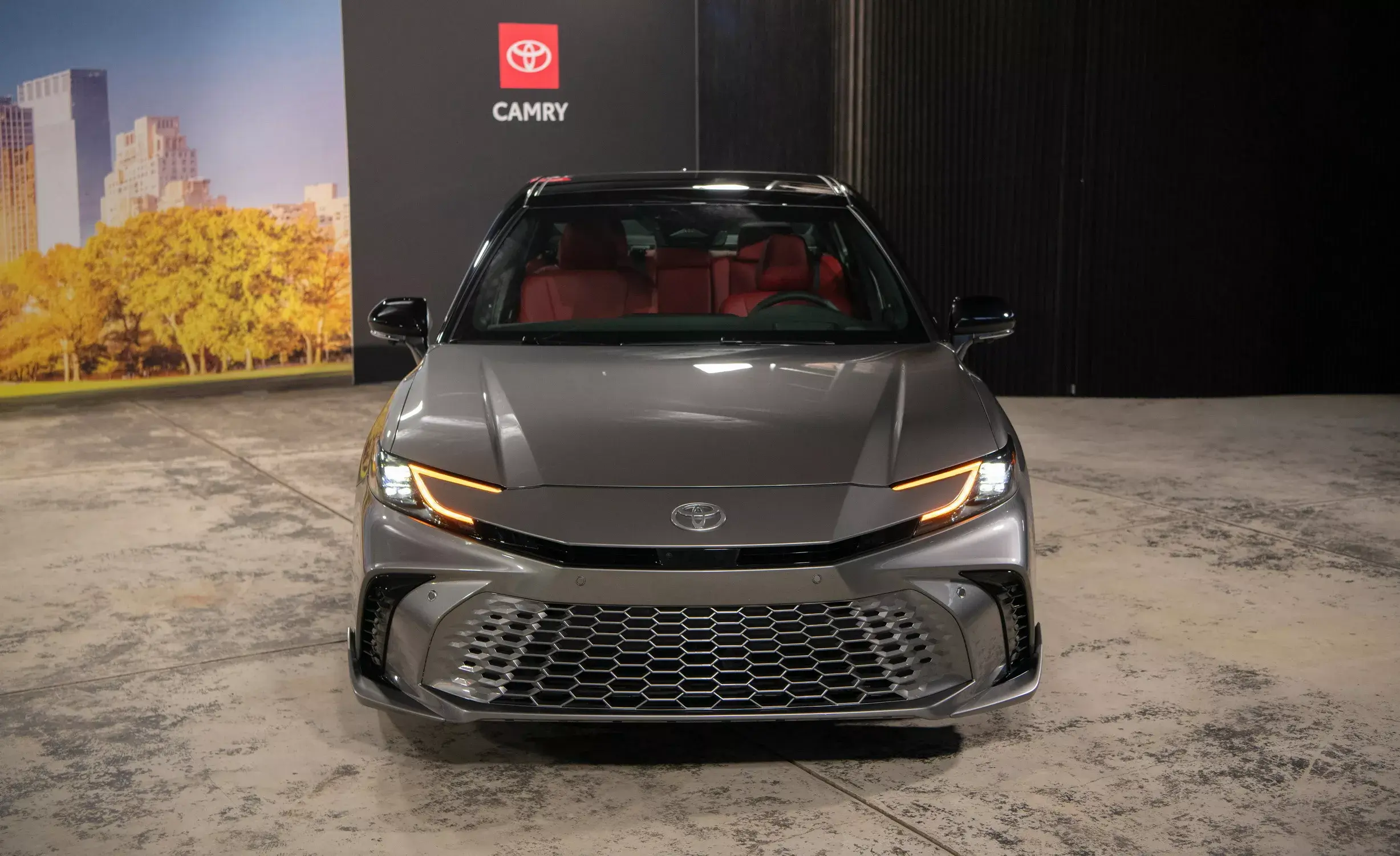 新一代 2025 Toyota Camry 全球首发，2.5L Hybrid 引擎，AWD 全驱系统！