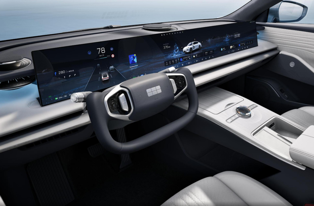 吉利银河E8,未来感十足的纯电轿车，大屏游戏嗨翻天  第4张