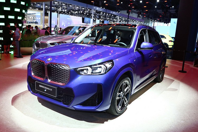 超值选：花25万能买的BMW SUV！你没看错，它还有大空间和高性能!