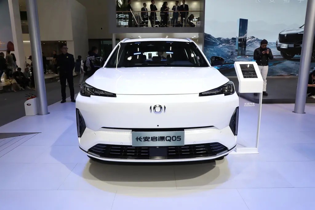 長(zhǎng)安啟源Q05上市，11.99萬元起售，這價(jià)格你覺得怎么樣？
