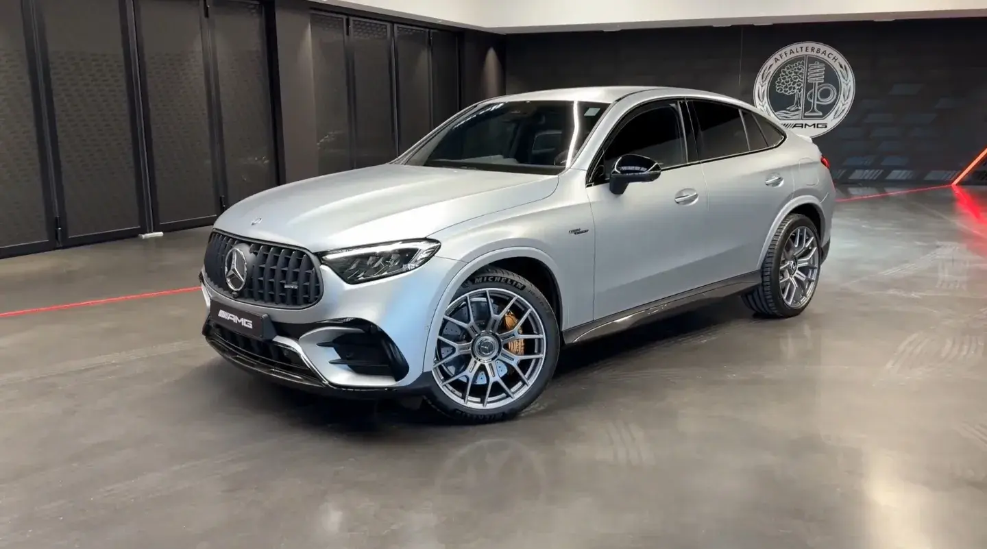 搭载2.0T插混 静态体验奔驰AMG GLC63S COUPE