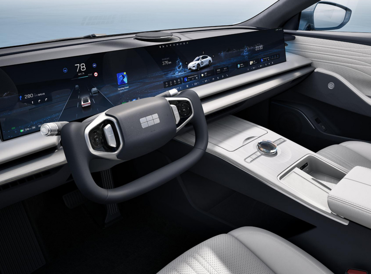 吉利银河E8预售开启，纯电动中型轿车搭载8K屏幕  第3张