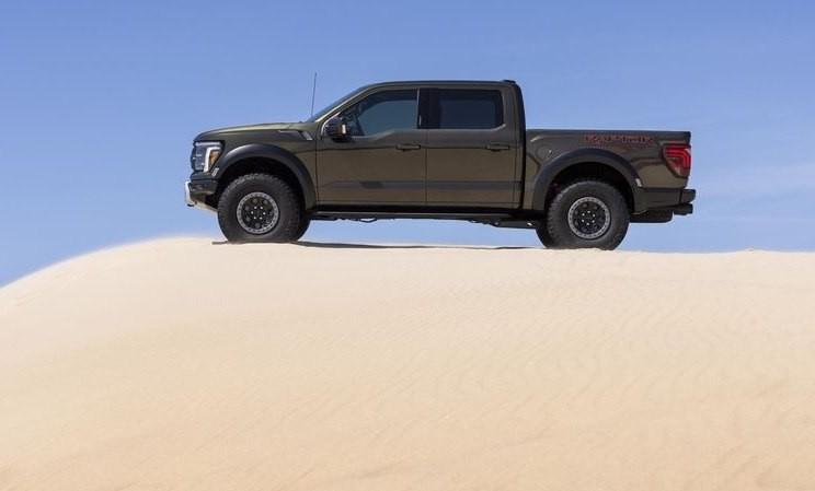 比猛禽还猛 新款福特F-150 Raptor/Raptor R官图发布