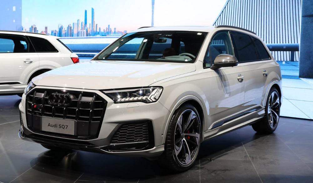 奧迪SQ7 4.0 TFSI 暗夜騎士，售價(jià)為116.98萬(wàn)元