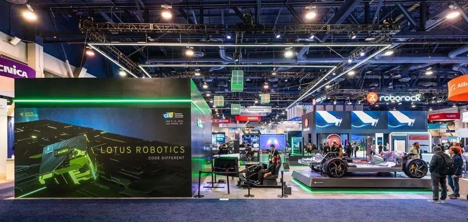 路特斯机器人 亮相2024 CES国际消费电子展