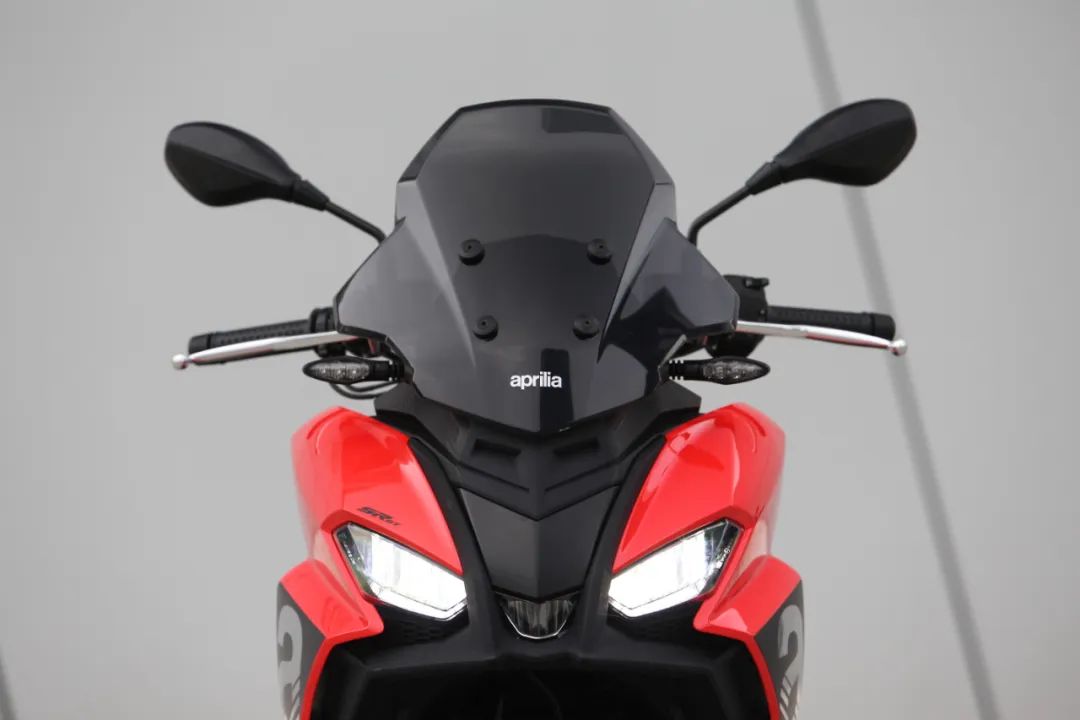 阿普利亚跨界ADV踏板SR GT 200直降三千，26900元起能吸引你吗？