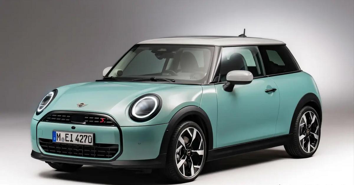 全新MINI Cooper燃油版，搭载1.5T和2.0T动力