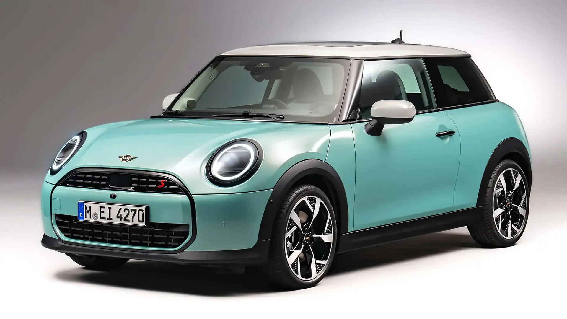 燃油版和纯电版你选谁？ 全新MINI COOPER S 对比全新MINI COOPER SE