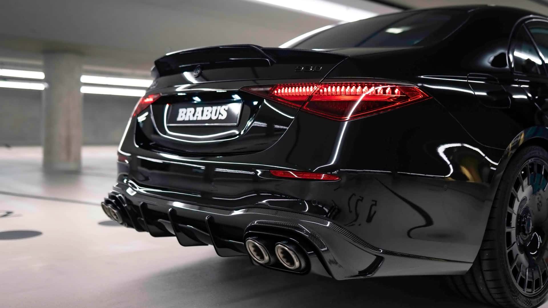 Brabus版奔驰S级推混动版 零百加速3.2秒 配V8发动机 你喜欢吗？