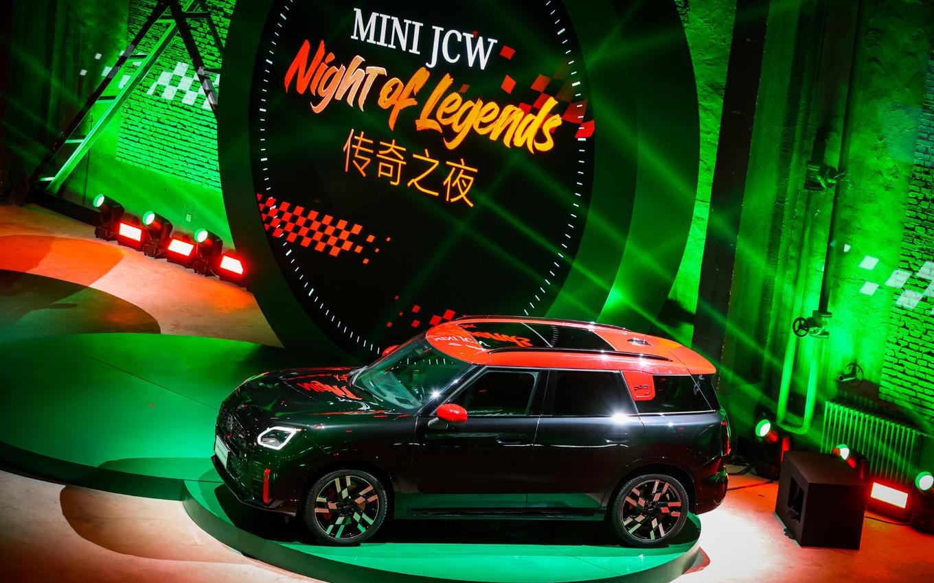 MINI JCW COUNTRYMAN / 新标识、新价格、新情趣