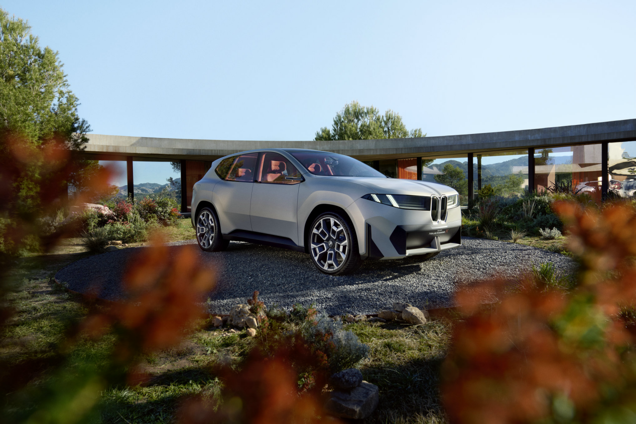 BMW新世代X概念车亮相，未来的宝马X3长这样？