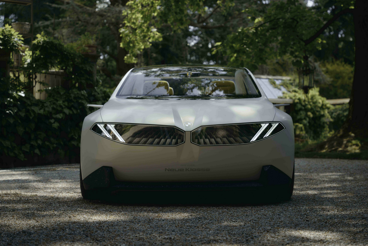 BMW新世代X概念车亮相，未来的宝马X3长这样？
