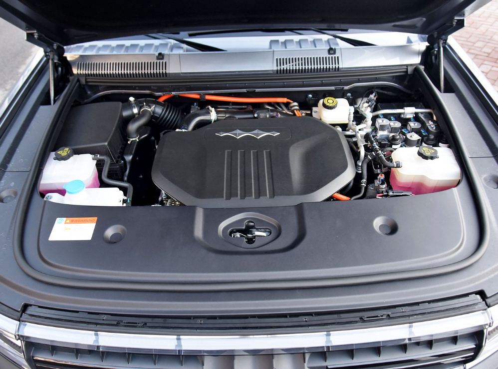 比亚迪打造的硬派越野SUV，方程豹豹5一个月卖出2000多台
