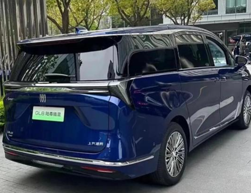 别克GL8陆尊PHEV开启预订  北京车展上市